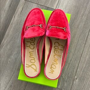 Sam Edelman Women's Vibrant Pink Velvet Loafers